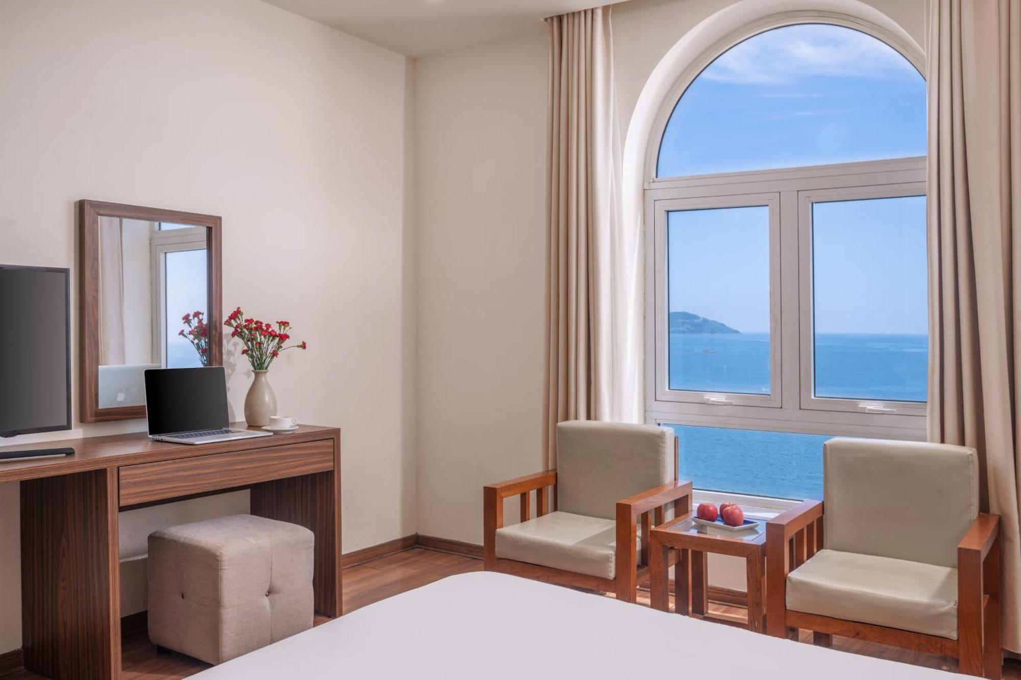 De Lamour Hotel Дананг Екстериор снимка