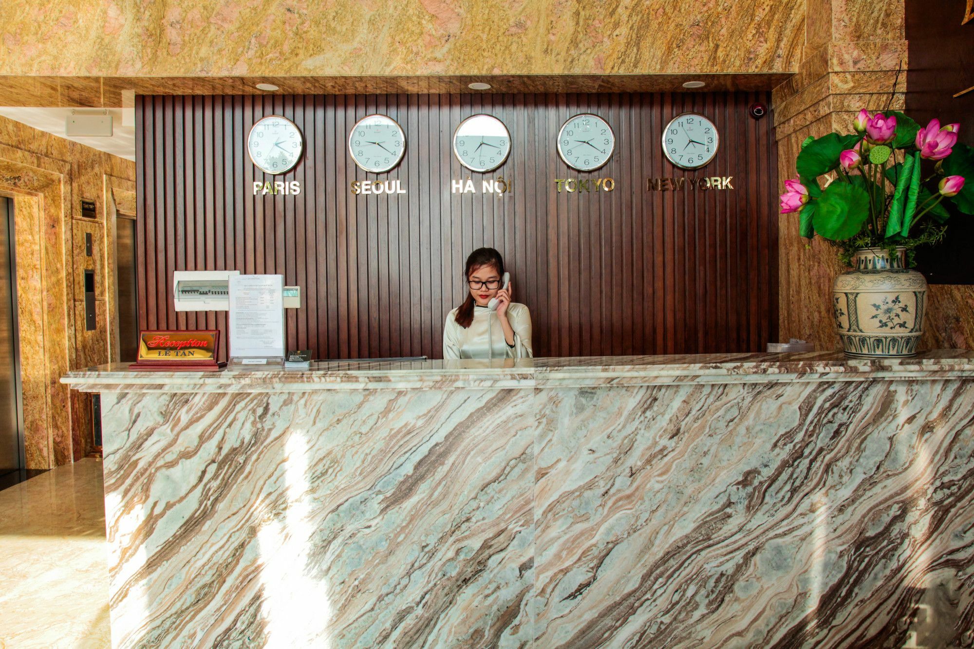 De Lamour Hotel Дананг Екстериор снимка
